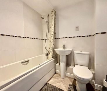 2 bedroom apartment to rent - Photo 6
