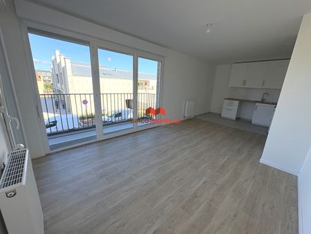 AUBERGENVILLE - Photo 2