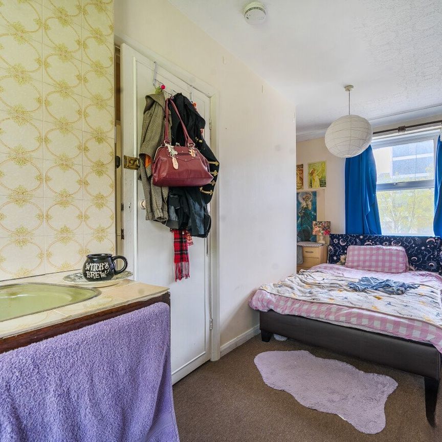 5 bedroom house to rent - Photo 1