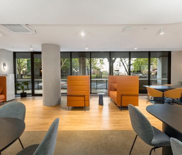 Luxury 1 Bedroom Apartment Sure To Impress! - Photo 1