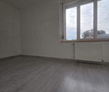 Location Maison 4 pièces 91m² LILLERS 62190 - Photo 6