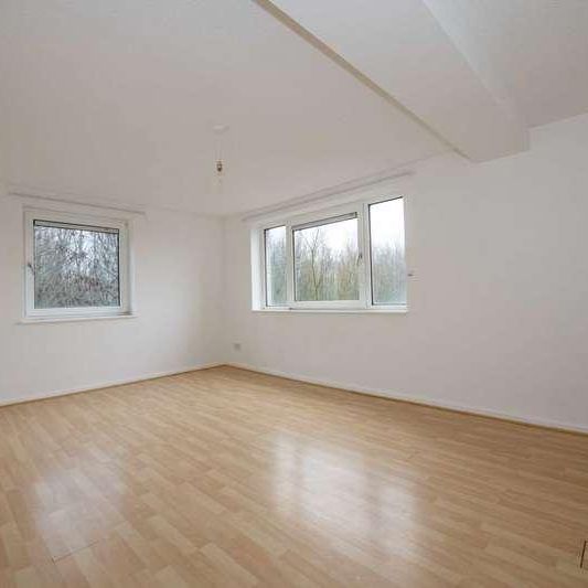 Tilehurst Court, Kersal Way, M7 - Photo 1