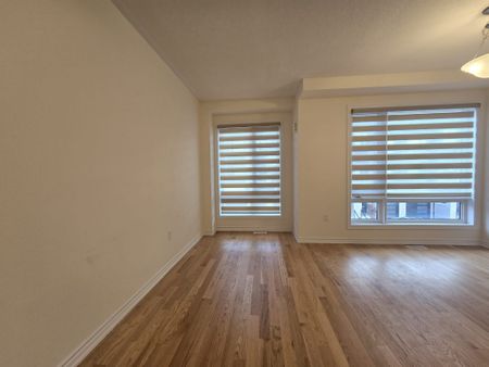 For Lease - 36 Lake Trail Way, Whitby, Ontario - Photo 4