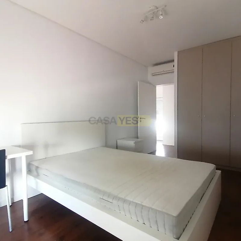 Apartment T4 in Alvalade, Lisboa - Photo 1