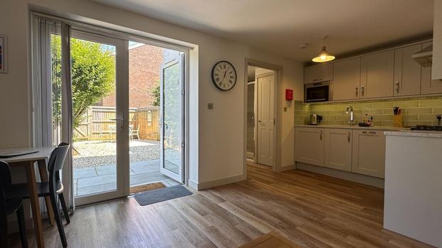 1 bedroom apartment to rent - Photo 1