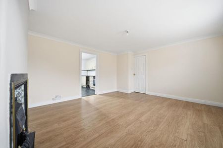 2 bedroom semi-detached bungalow to rent - Photo 2