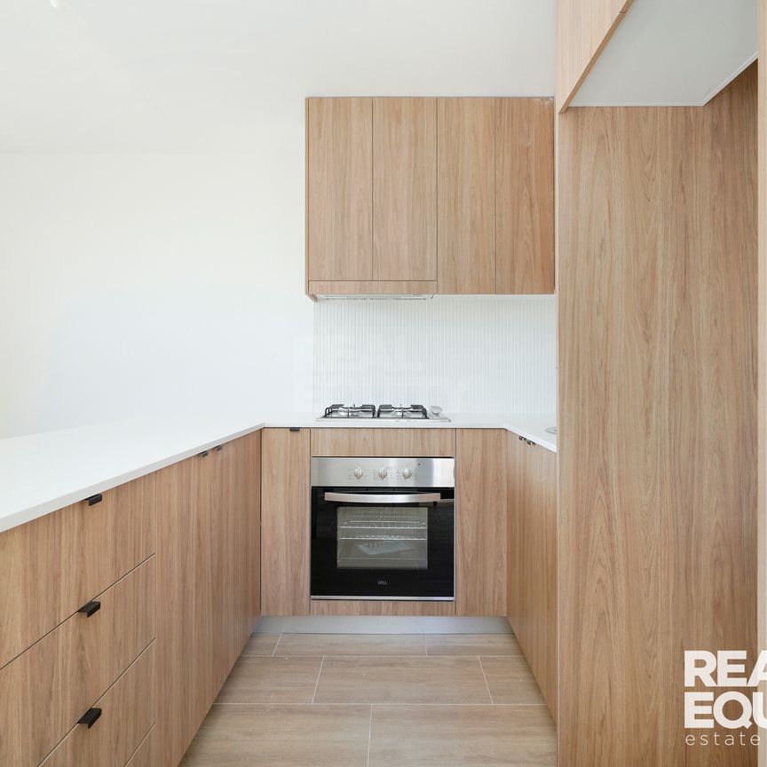 4/46 Balanada Avenue, Chipping Norton NSW 2170 - Townhouse For Rent | Domain - Photo 1