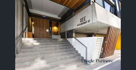 Modern One-Bedroom Apartment in South Yarra - Photo 3