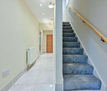 Canterbury Road, Stoughton, GU2 - Photo 5