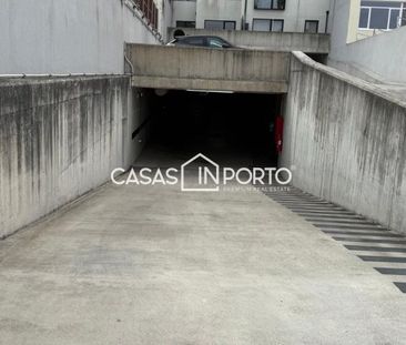 T1 com Lugar de Garagem - Metro de Campanhã - Photo 6