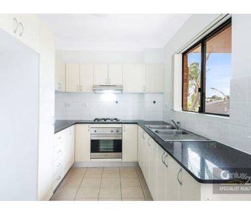 Spacious&comma; Tranquil Apartment in Bexley - Photo 3