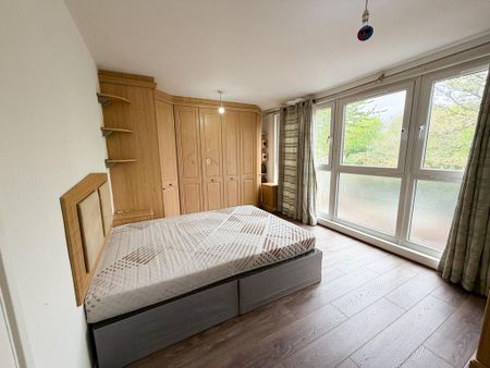 2 bedroom maisonette to rent - Photo 2