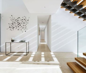 7 bedroom luxury Villa for rent in Estepona, Andalusia - Photo 3