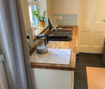 1 Bedroom Garden Flat to let in Bedminster, Bristol - Photo 5