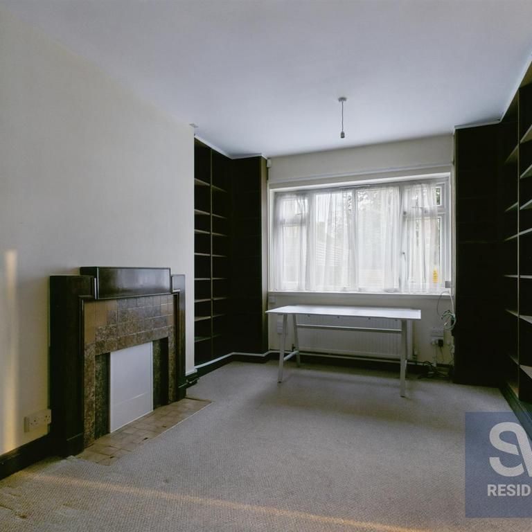 5 bedroom semi-detached house to rent - Photo 1