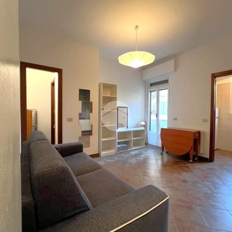 Monolocale in affitto - Photo 1