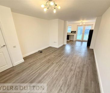 4 bedroom terraced house to rent - Photo 4