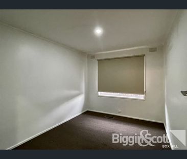 30 Faraday Road, Croydon South, Vic 3136 - Photo 3