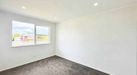 11 Winsford Street, Manurewa - Photo 2