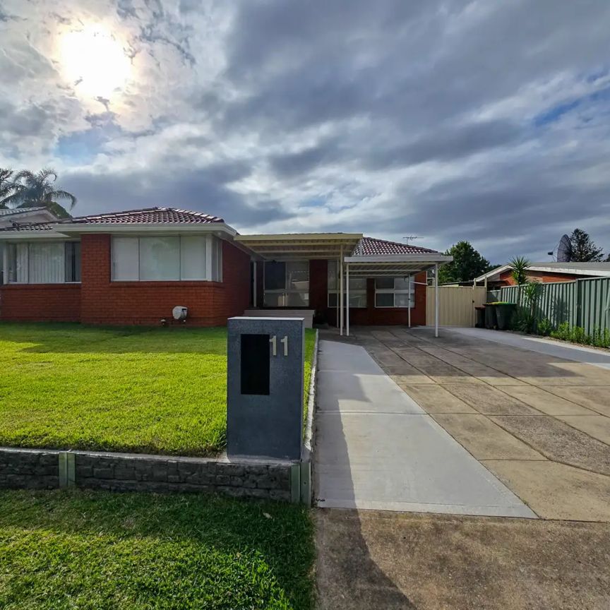 “Stylish & Modern Family Retreat with Pool & Solar - Prime Campbelltown Location!” - Photo 1