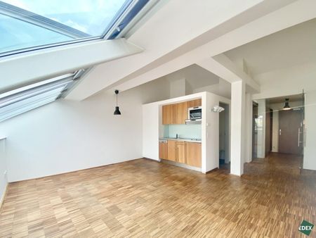 Klimatisiert: Lichtdurchflutete 2-Zimmer DG-Wohnung nahe Donaukanal - Photo 3