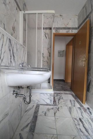 Helle 2-Zimmerwohnung in Marmoroptik - Photo 5