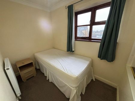 Station Road, Hatton, Derby DE65 5EL - Photo 5