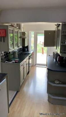 8 bedroom property to rent in Oxford - Photo 1