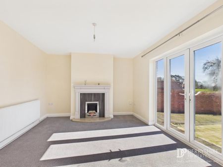 3 Bedroom Semi-Detached House - Photo 5