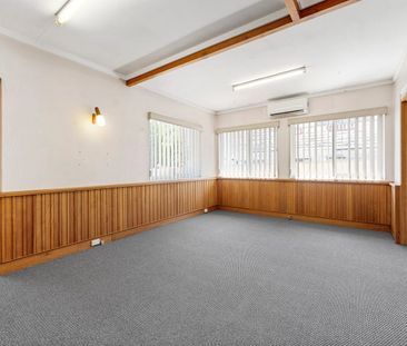 Plenty of room for the Family in a Great Location! - Photo 2