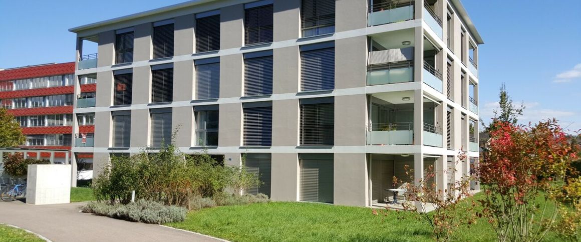 Attraktive, grosszügige 2.5 Zimmerwohnung - Photo 1