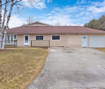 Detached Home For Lease | N8115278 - Photo 4