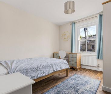 4 bedroom terraced house to rent - Photo 5