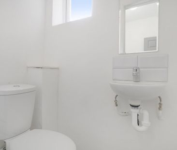 1 bedroom end of terrace house to rent - Photo 1