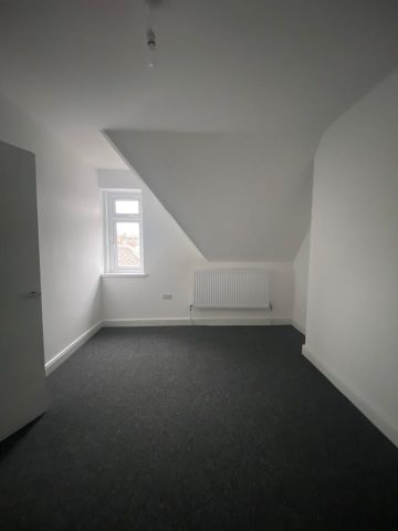 3 Bed Flat, Evington Road, LE2 - Photo 3