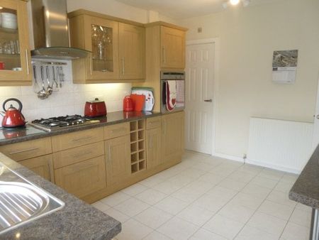 Woodlands Close Parkgate - Photo 2