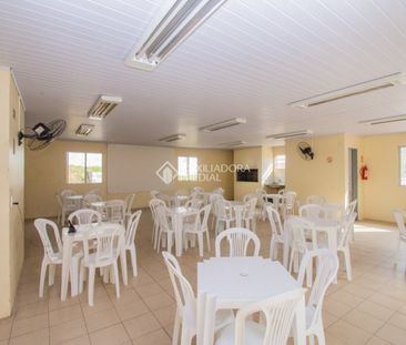 Apartamento com 2 quartos e 39m² para alugar em Mário Quintana, Por... - Foto 4