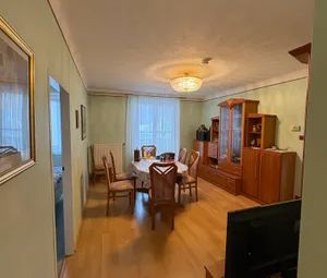 3-Zimmer Gemeindewohnung nahe U6 und Straßenbahn Linie 37/38 in ruhiger Lage - Photo 2