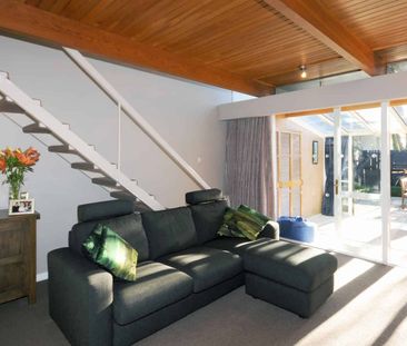 Stylish Two Storey Living in Sought After Location - Photo 1