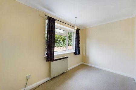 2 bedroom maisonette to rent - Photo 5