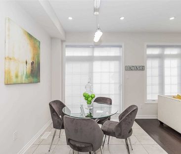 For Lease - 43 Farooq Boulevard, Vaughan, Ontario - Photo 5