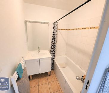 Location Appartement 2 pièces 56m² CAMBRAI 59400 - Photo 5