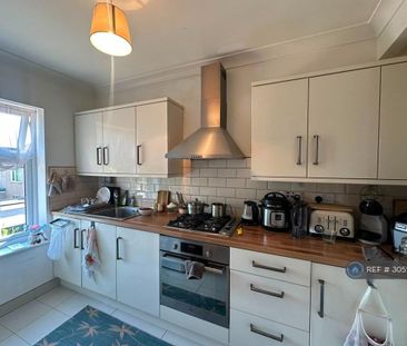 2 bedroom maisonette to rent - Photo 4
