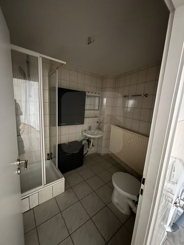 Lüdenscheid-Zentrum: Charmante 2-Zimmer-Wohnung mit cleverem Schnitt & Gemeinschaftsterrasse - Photo 4