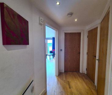 Crozier House, Clarence Dock , Leeds - Photo 6