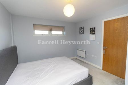 2 bedroom flat to rent - Photo 3
