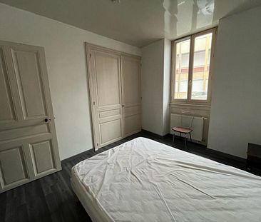 A LOUER - APPARTEMENT T2 - ROANNE - Photo 2