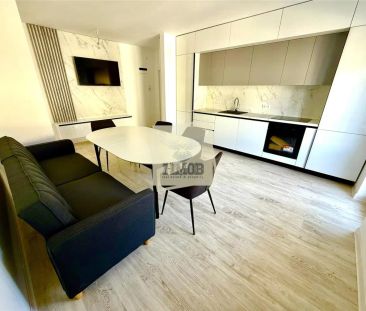 Apartament prima inchiriere 3 camere balcon si parcare Sibiu - Photo 1