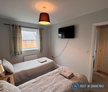 1 bedroom in a house share to rent - Photo 1