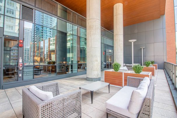 For Lease - 17 Bathurst Street Unit# 3610, Toronto, Ontario - Photo 1